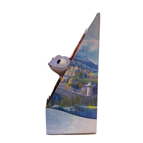 Disney Frozen 2 Fire Spirit Salamander Light Up New In Box 3+ Toys Kids Figure - Picture 2 of 6